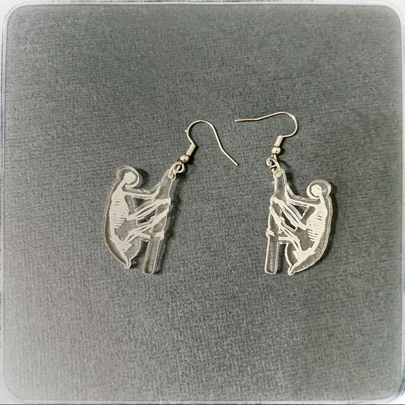 Sloth skeleton acrylic earrings. Handmade - Picture 1 of 2